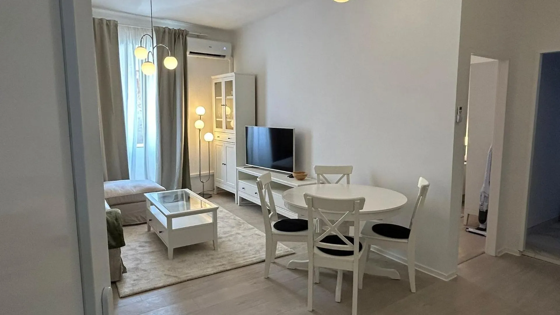 Apartman Lavanda Cres 0*,